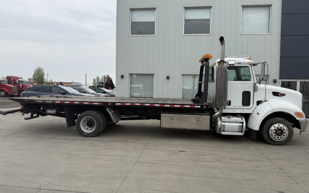 2007 PETERBILT 335 W/ JERRDAN CARRIER – STOCK# 3354
