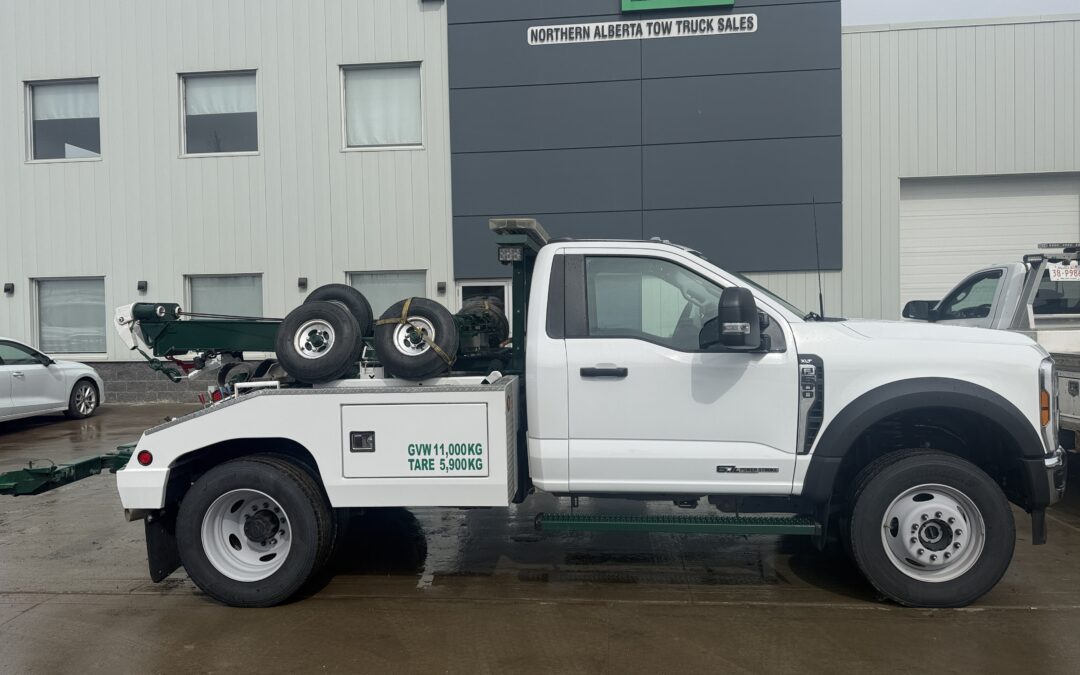 2025 FORD F600 W/ VULCAN 894 – STOCK # 3543