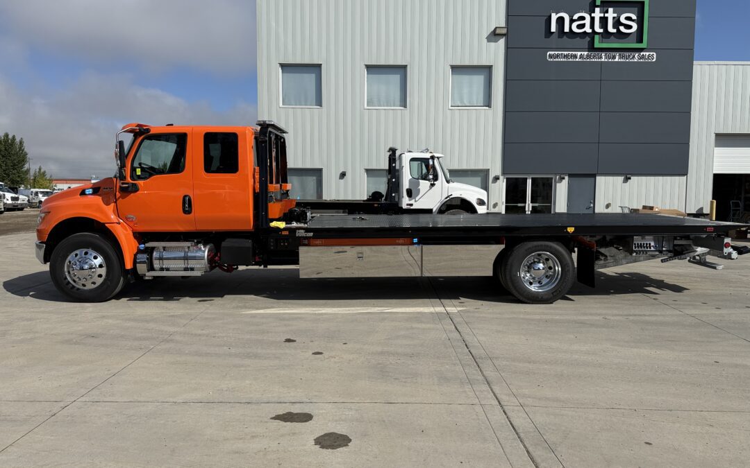 2027 INTERNATIONAL  MV607 W/ VULCAN 23′ SERIES 16 CARRIER – STOCK # 3580